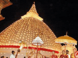 Duruthu Perahera