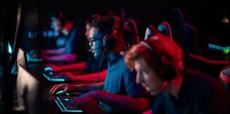 The Rise of eSports: China’s Tech Capital Hosts a Spectacle eSports
